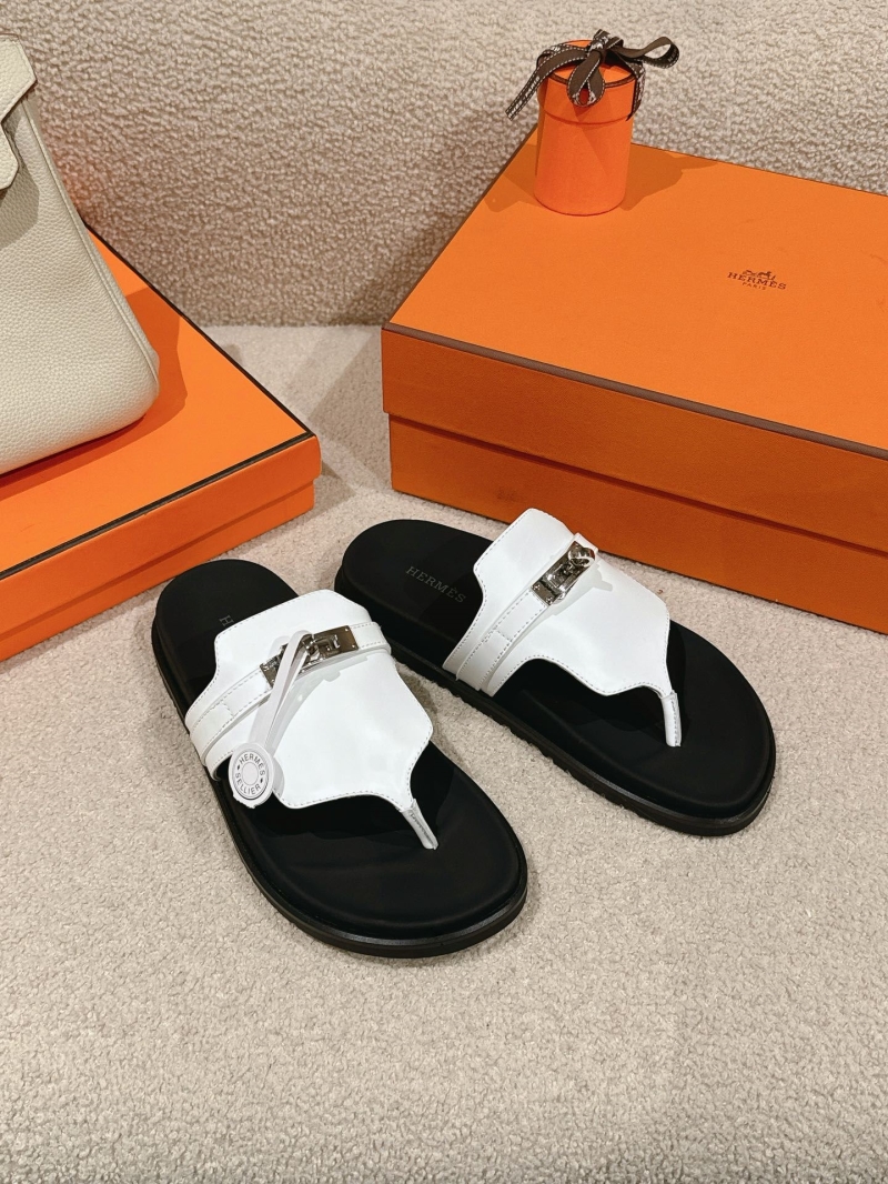 H**mes slippers